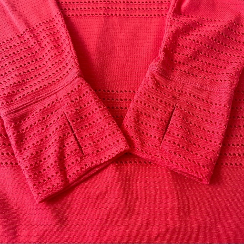 Athleta Limitless Perforated Mesh Long Sleeve Pullover Top L - Picture 4 of 10